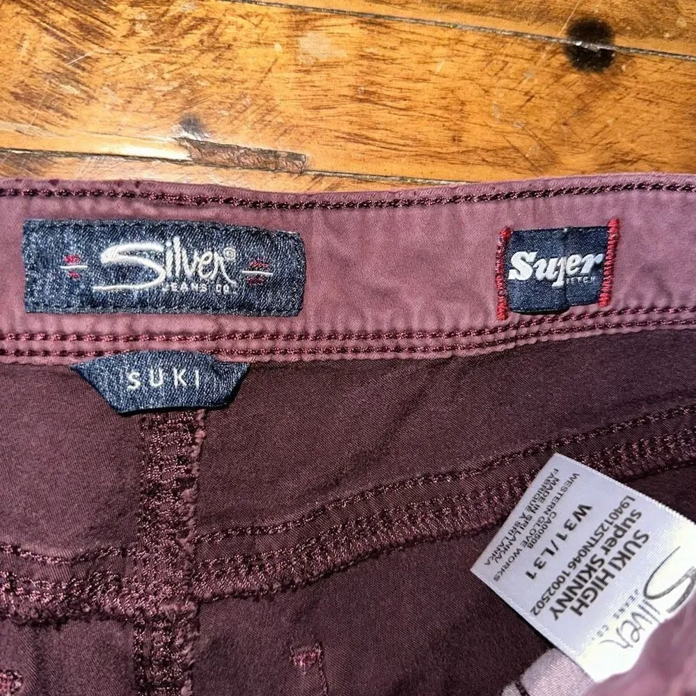 Silver Suki burgundy washed super skinny 31x28 jeans